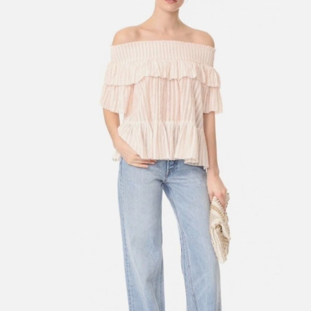 Off-Shoulder Ruffle Top in Cream